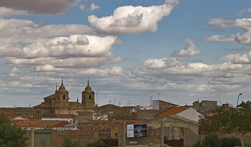 Ayuntamiento de Villagarcia Del Llano imagen de fachada